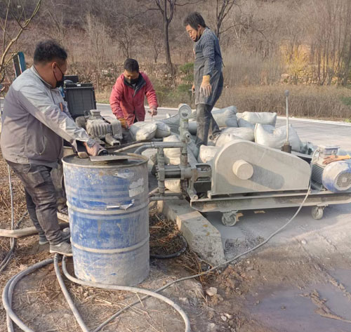 柳南路面下沉注浆