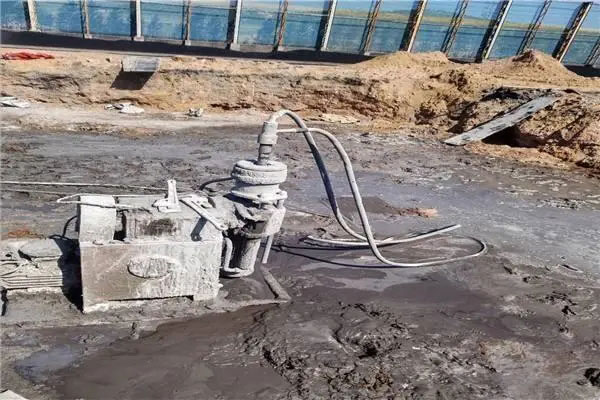 柳南水泡基础注浆加固